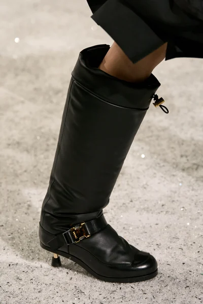 Look 90